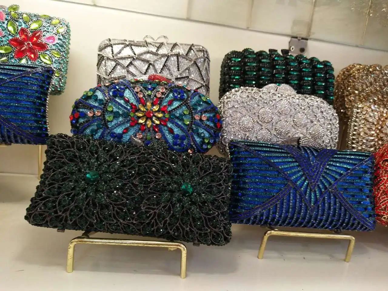 XIYUAN 15 Color Fashion Hollow Bow Woman Evening Bag Wedding Bride Diamond Stone Purse Crystal Banquet Gala Party Dinner Handbag