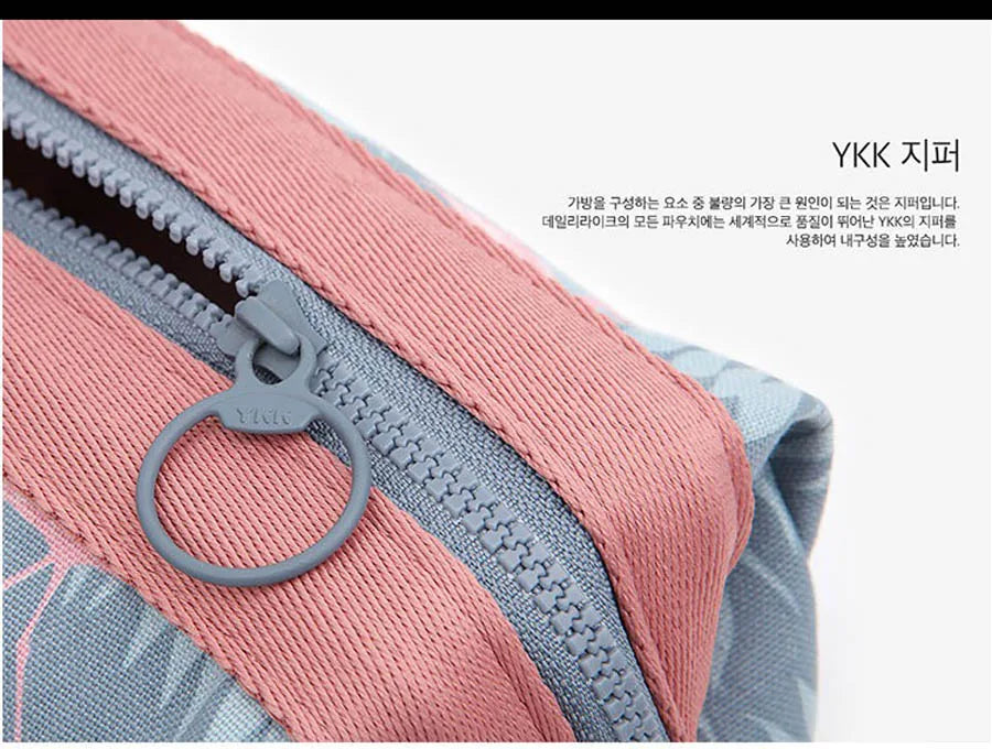 New Fashion Cosmetic Bag Women Waterproof Flamingo Makeup Bags Travel Organizer Toiletry Kits Portable Makeup Bags Beautician