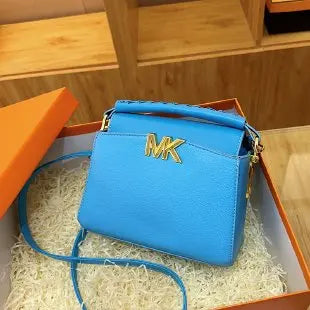 Paris Retro Chain Strap Crossbody Bag For Women Premium Leather Zipper Shoulder Bag Elegant Design Small Square Bag