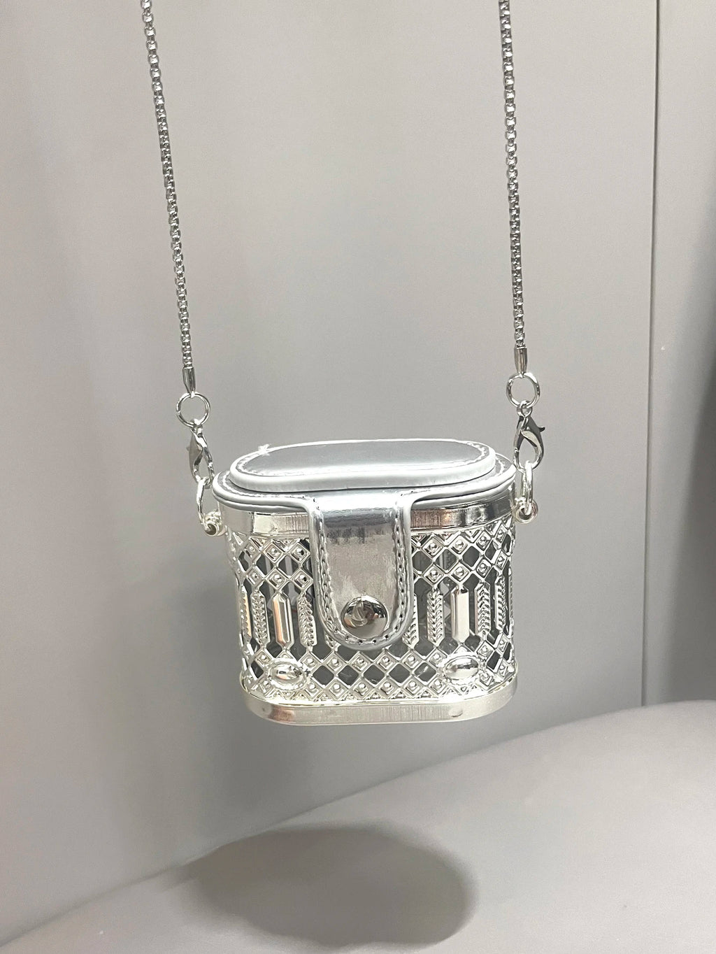 Golden luxury Designer mini small shoulder bags Evening bag Purses and handbag funny metal shape Clutch purse Party Wedding