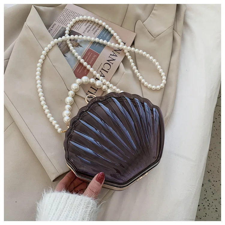 Evening Bags for Women 2023 New Transparent Shell Bag Clutch Box Handbags Pearl Chain Crossbody Bag Acrylic Purse Shoulder Bag