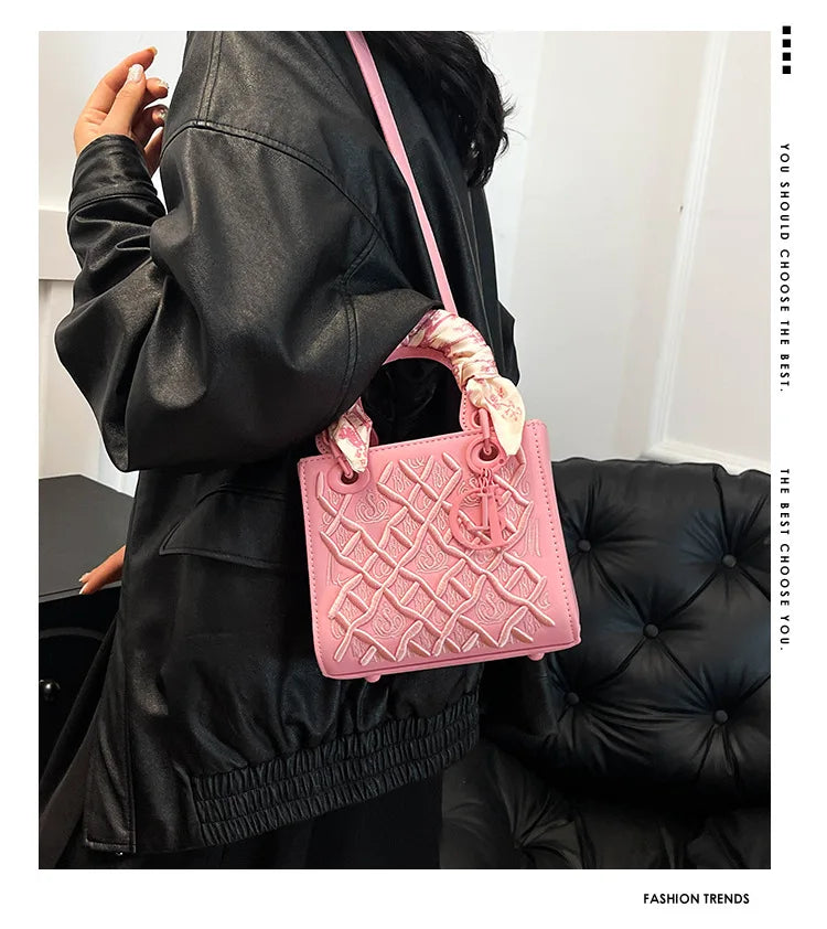 Luxury 2025 New Versatile Craftsmanship Embroidery Concubine Bag Handbag, Women's Crossbody Bag
