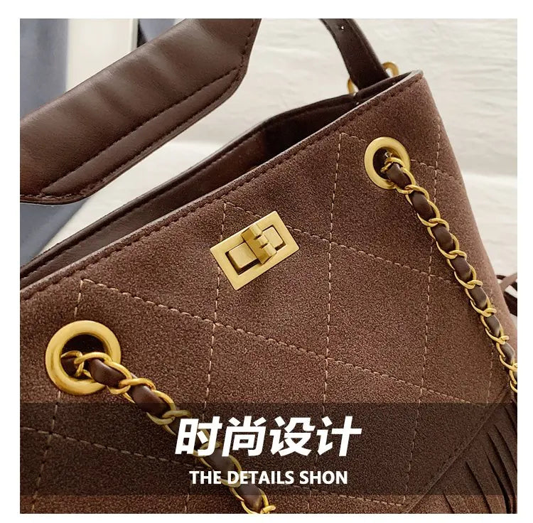 High-End Women's Shoulder Bag Made Of Premium Leather With Trendy Design And Paris Vintage Style