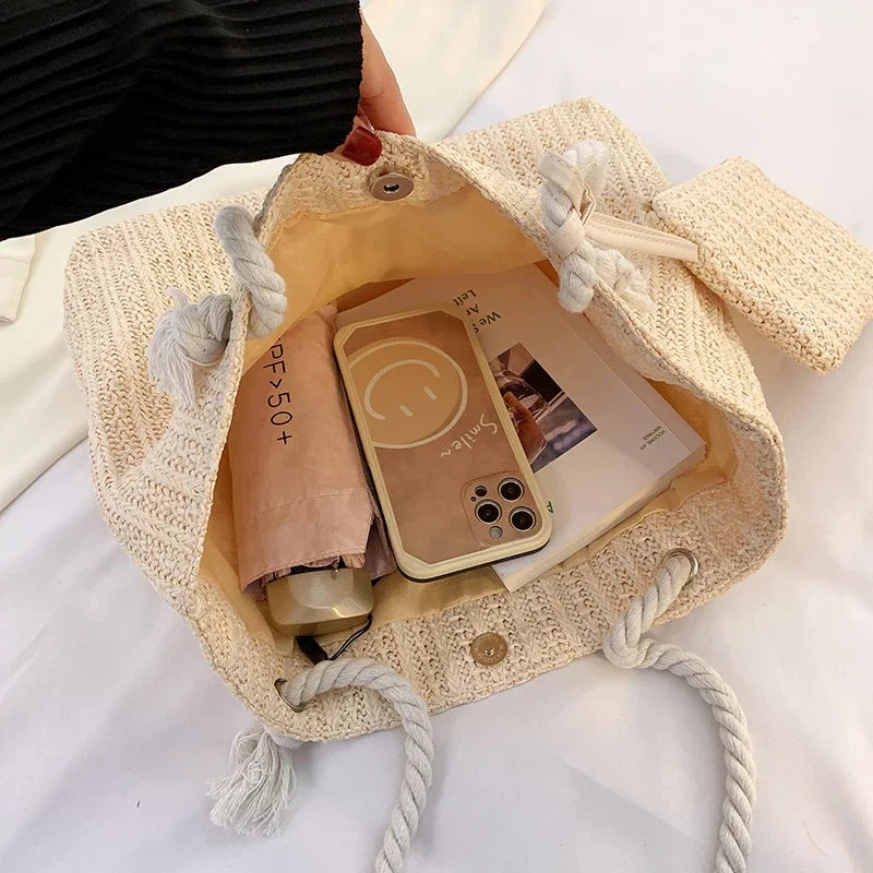 2025 France Designer Women Handbags Fashion Large Capacity Straw Tote Bag Summer Beach Bag Casual Bali Big Purse