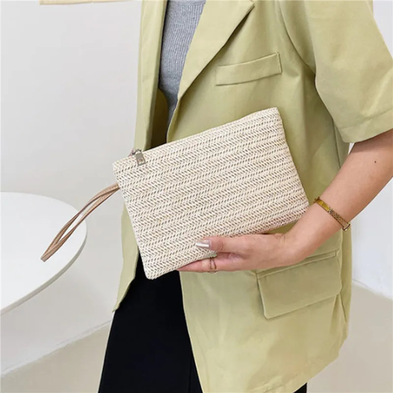 Women Clutch Bag Handmade Backpack Fashion Ladies Wristlet Girl Phone Solid Straw Woven Coin Purse Beach Wallet Fresh Sweet