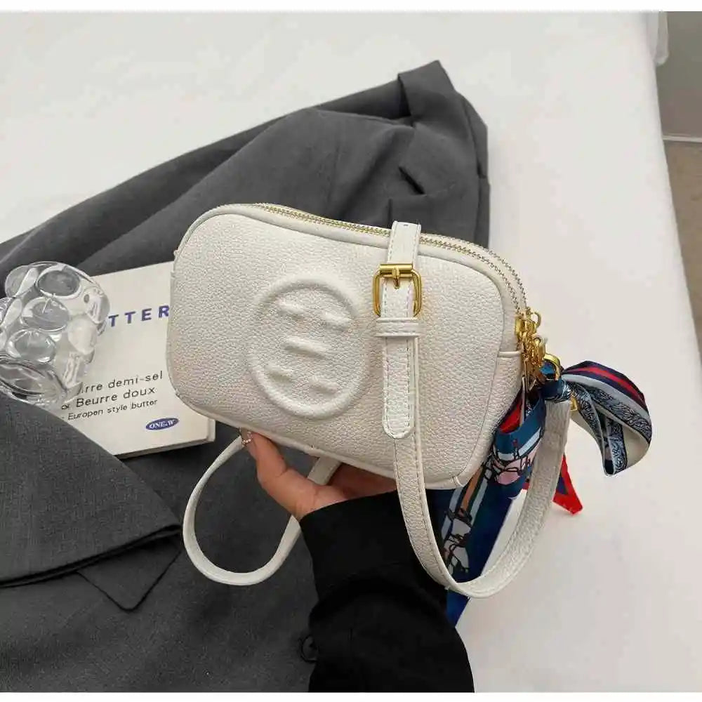 Bucket bag designer luxurious high appearance camera bag new zipper shoulder crossbody bag fashionable and versatile travel bag