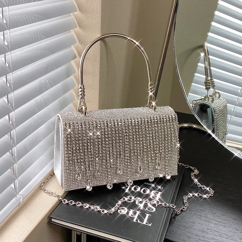 Luxury Golden Shoulder Bag 2025 New for Women, Elegant Rhinestone Clutch Purse, Versatile Crossbody Bag with Adjustable Chain