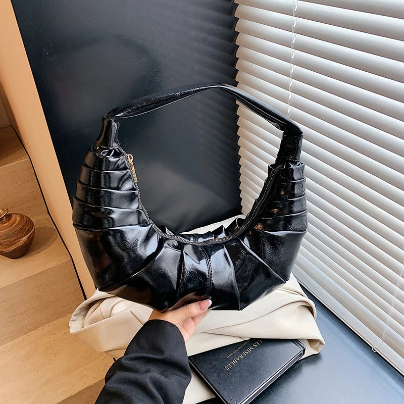 Silver Handbags Women Dumpling Shoulder Bag Fashion Luxury Ladies Hobos Bags High Capacity Female Tote Bag Black