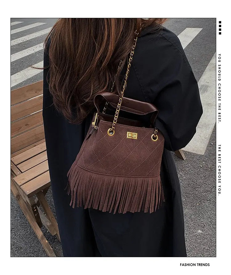 High-End Women's Shoulder Bag Made Of Premium Leather With Trendy Design And Paris Vintage Style