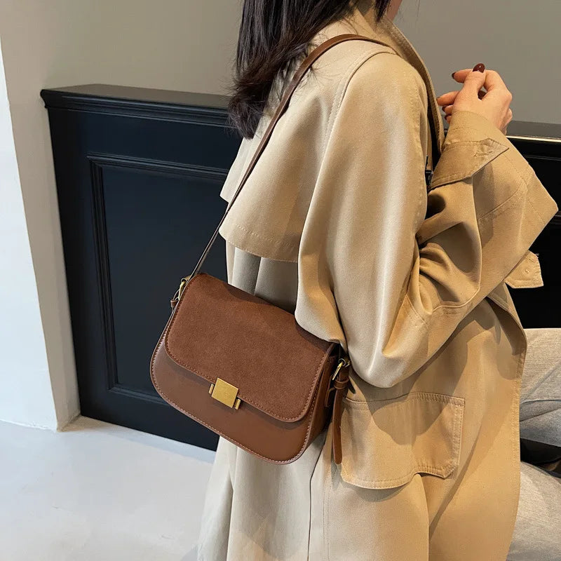 Fashionable Matte Ladies' Bag Versatile Crossbody Underarm Single Shoulder Bag Stylish Accessory for Casual Travel