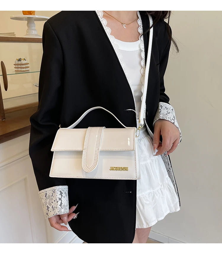 Luxury High-End Designer Paris Fashion Bag For Women Featuring Elegant Leather Crossbody Strap