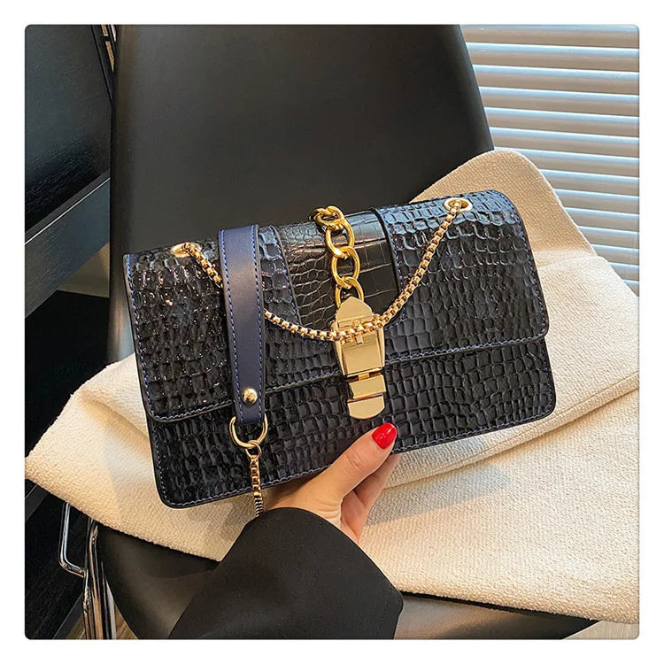 Luxury Designer Brand Bolsa New Fashion Personality Hand Bill Shoulder Bag for Women Crossbody Small Square Bag hot sale