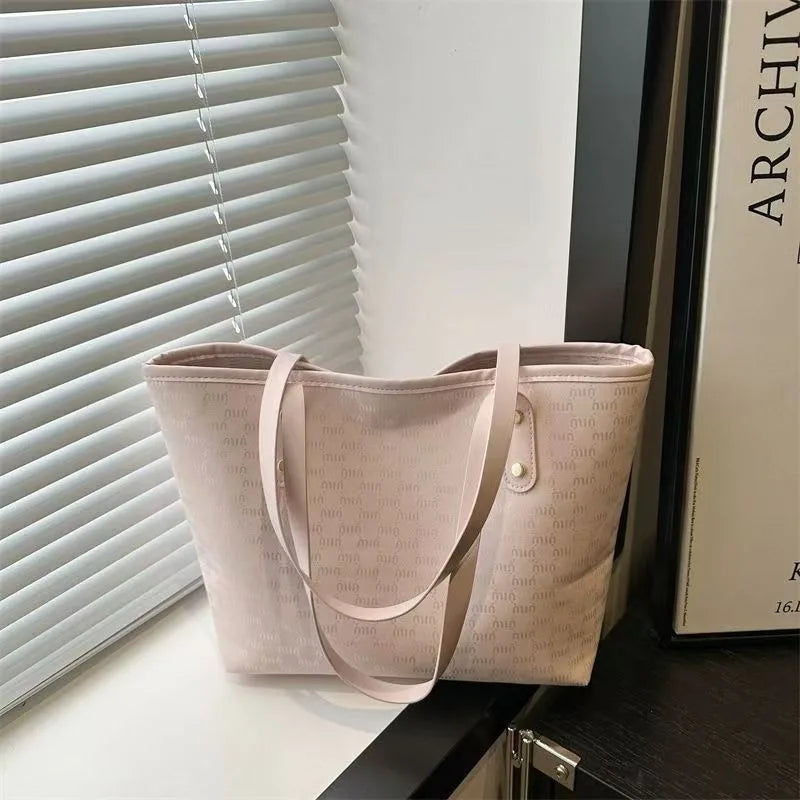 Luxury-textured Tote Handbag for Women, 2025 Summer New Design Large Capacity Checkered Shoulder Bag, Trendy Underarm Bag