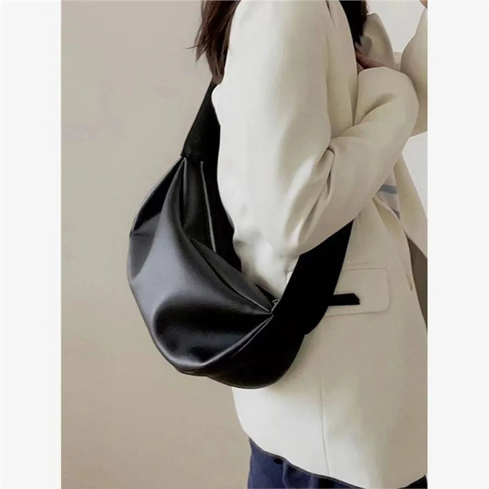 Luxury Casual Crossbody Bags Ruched Designer Wide Strap Shoulder Bag Large Capacity Pu Leather Half Moon Shape Messenger Bag