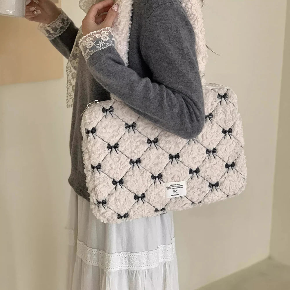 Cute Laptop Bag 13.3 14 15.6 For Macbook Air Pro 13 15 16 HP Huawei Asus Acer Dell Xiaomi Lenovo plush Shoulder Handbag
