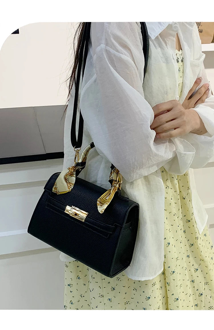 Vintage Inspired Leather Handbag For Women Bohemian Crossbody Shoulder Bag With Fringe Details Ladies Casual Fashion Purse