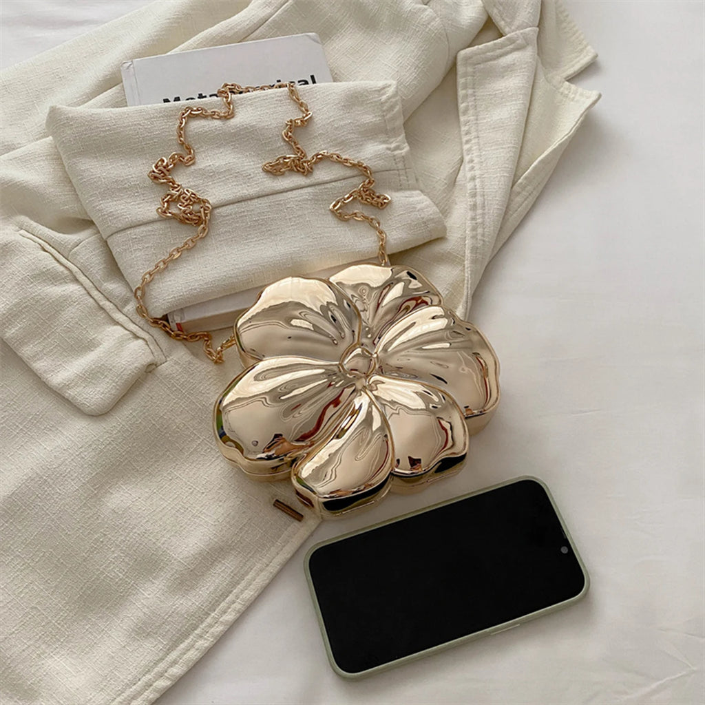 Elegant PVC Flower Shiny Evening Shoulder Bags For Women Lightweight Mini Chain Shoulder Bag Magnetic Closure For Party Dinner