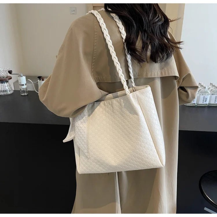 Fashion Tote Bag for Women Large Capacity Shoulder Purse Designer Handbag Simple Style Casual Office Commute Daily Use