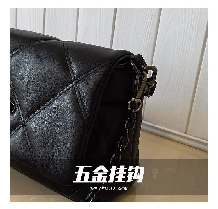 2025 Women’s Premium Light Luxury Shoulder Bag — New Foreign-Style Exquisite Design, Lightweight Large-Capacity & Versatile