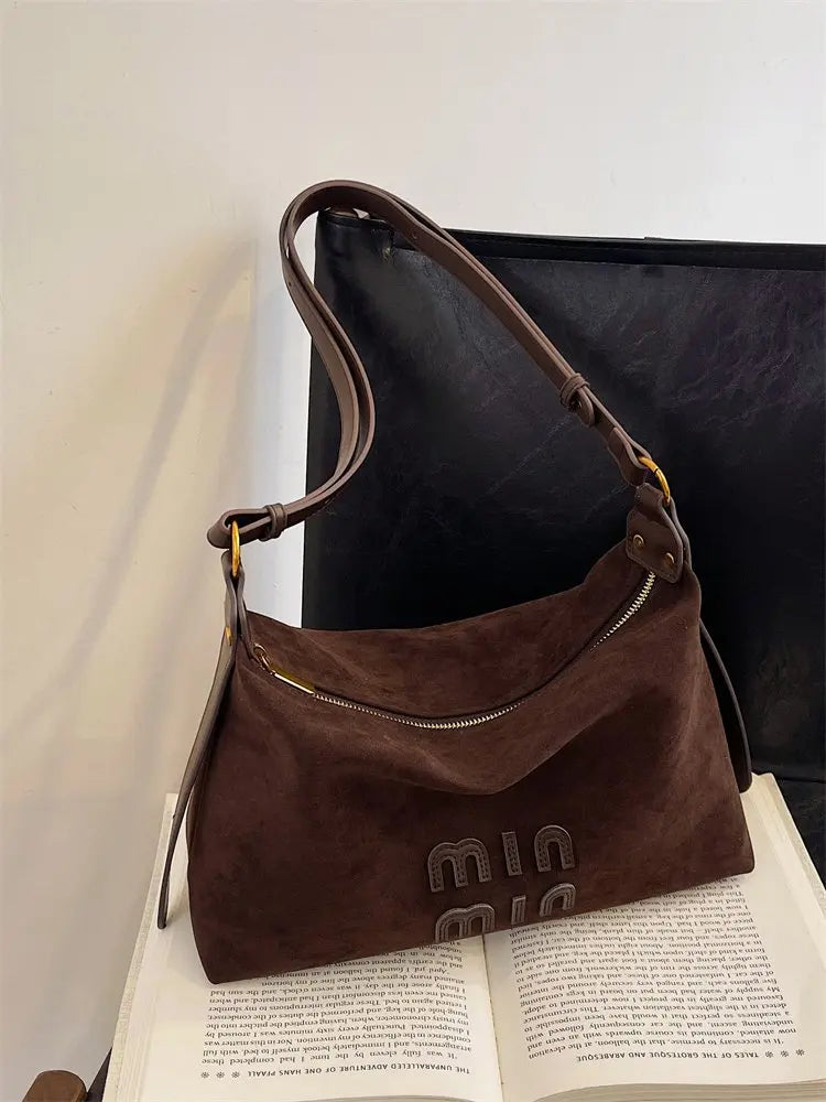 Women's Beautiful Handbag Attractive Look For Garden Parties And Outdoor Soirees Charming