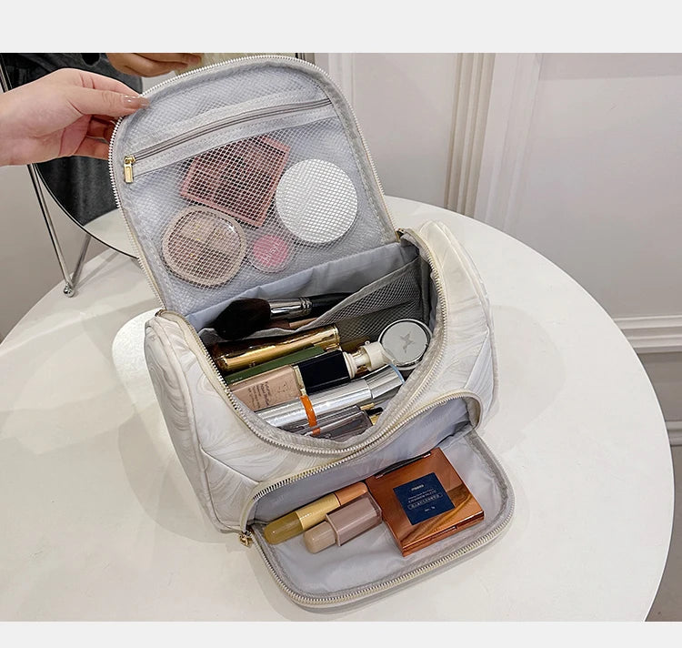 2025 New Luxury Portable Makeup Bag Cosmetics Storage Cases Large Capacity Organizer Travel Toiletry Wash Bag Multifunction Bags