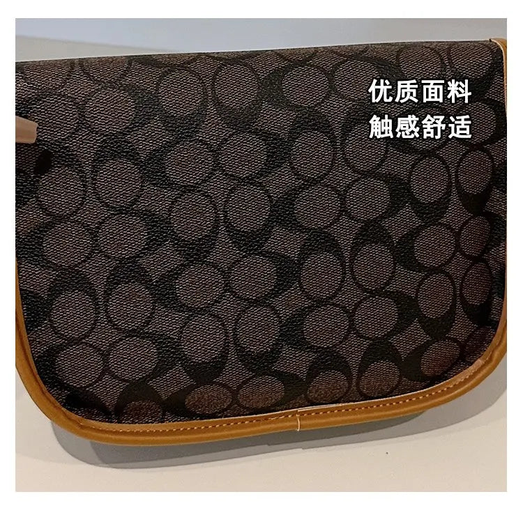 The Crossbody Bag Is A High-end, Retro, Versatile, Simple and Light Luxury Small Square Bag, A Lady's Hand-held Shoulder Bag