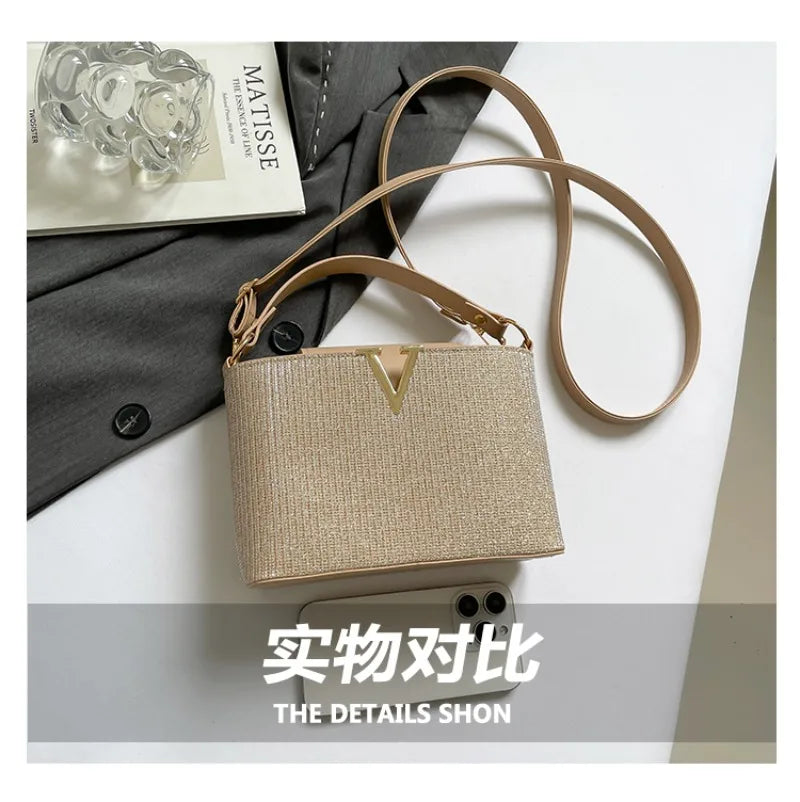 Women's Messenger Bag In High-Quality Leather Featuring Classic Elegant Design From Luxury Brand Popular Choice