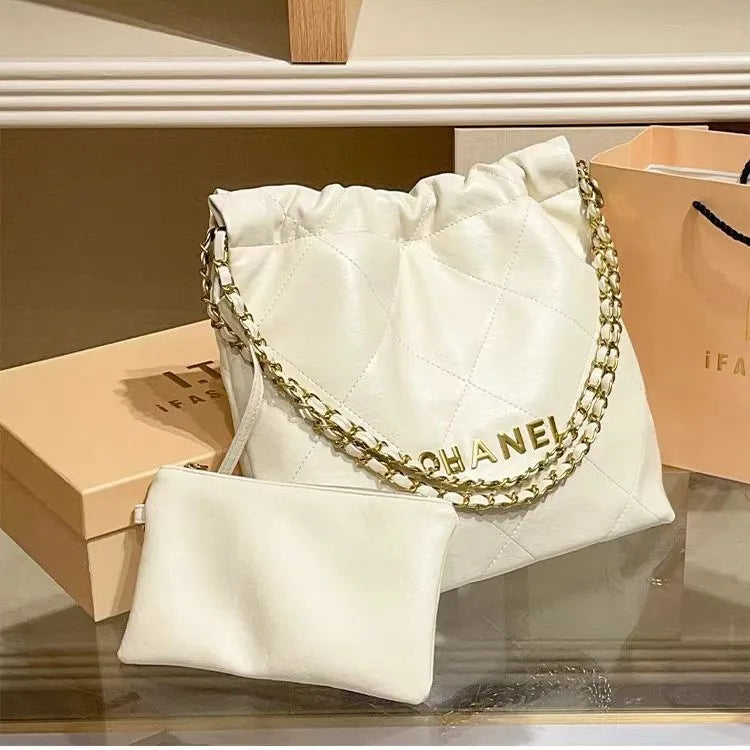 2025 New Garbage Bag Tote Bag Women's Large Capacity Diamond Grid Chain Premium Single Shoulder Underarm Bag