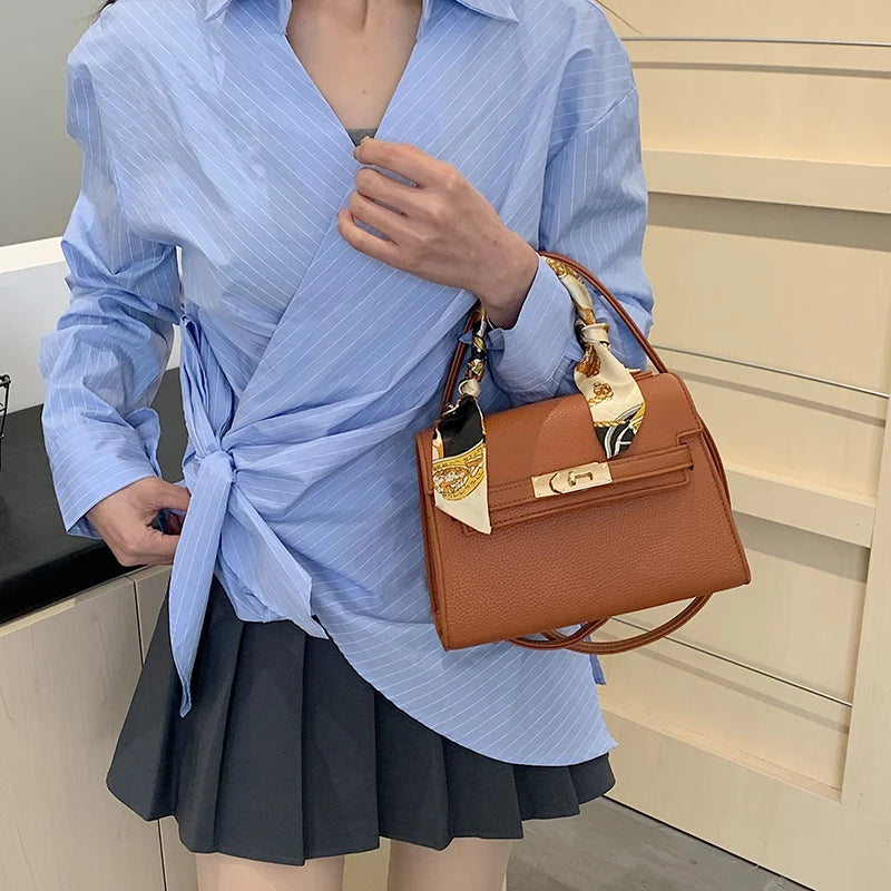 Vintage Inspired Leather Handbag For Women Bohemian Crossbody Shoulder Bag With Fringe Details Ladies Casual Fashion Purse