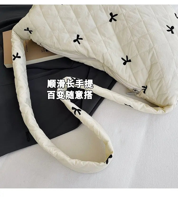 Elegant Ladies Handbags In Premium Leather, Shoulder Bag And Crossbody Bag By Luxury Brand For Daily Chic Use