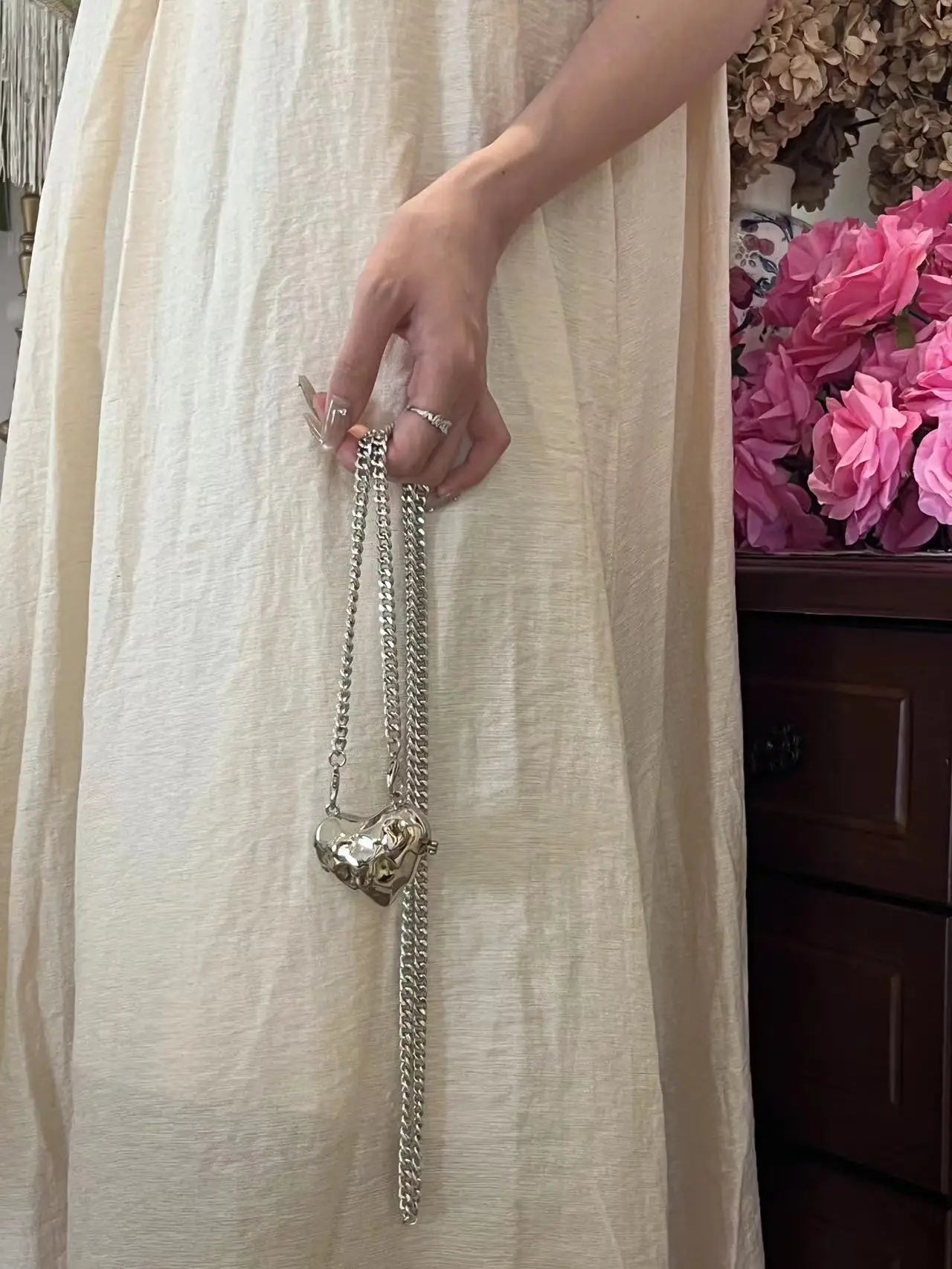 Fashionable Metal Heart Waistband Bag Luxury Satchel Pearl Chain Crossbody Bags For Women Shoulder Bag Handbag Accessories