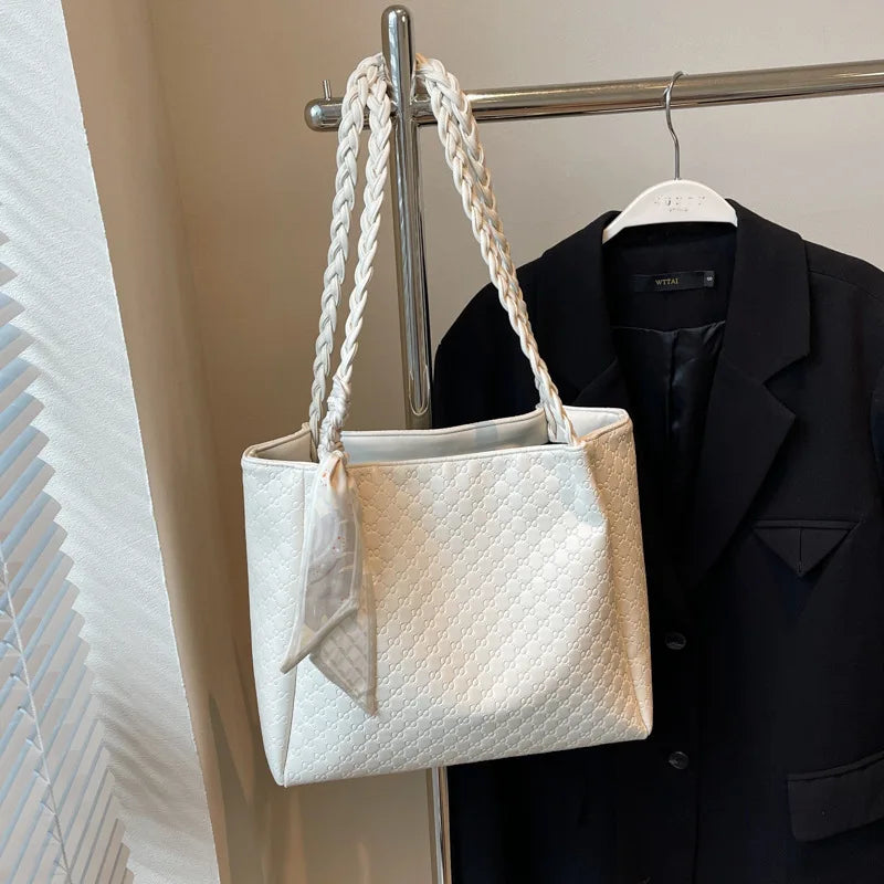 Fashion Tote Bag for Women Large Capacity Shoulder Purse Designer Handbag Simple Style Casual Office Commute Daily Use