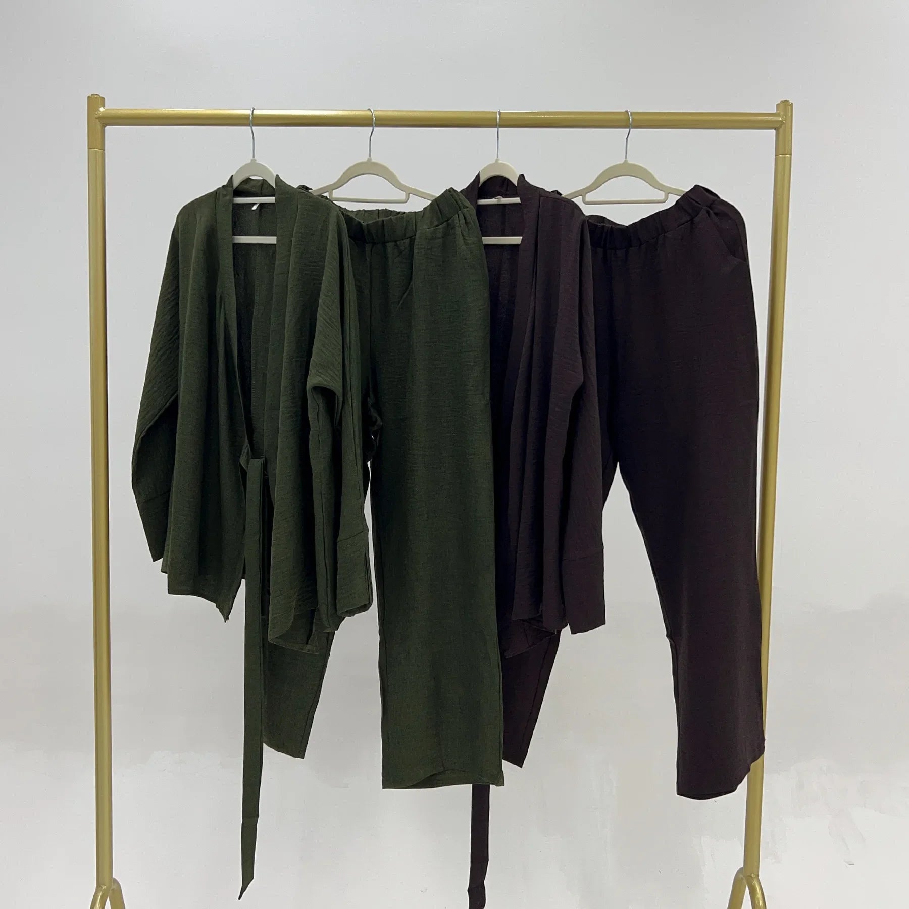 2 Piece Dubai Muslim Women Clothing Elegant Middle East Modest Top and Pants Sets 2024 Islamic Turkish Clothes Solid Outfits