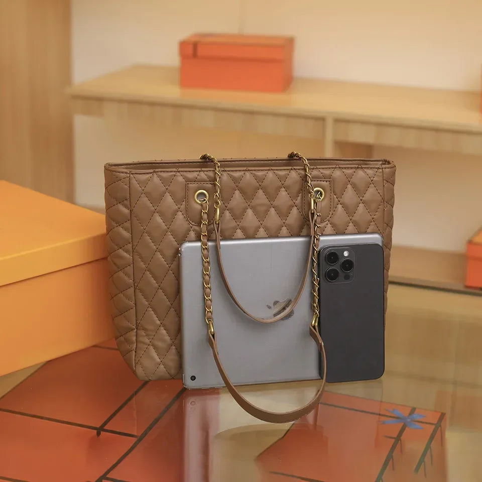 Fashionable Ladies Shoulder Bag, Designer Leather Tote Bag For Women, Elegant Crossbody Bag Must Have Item