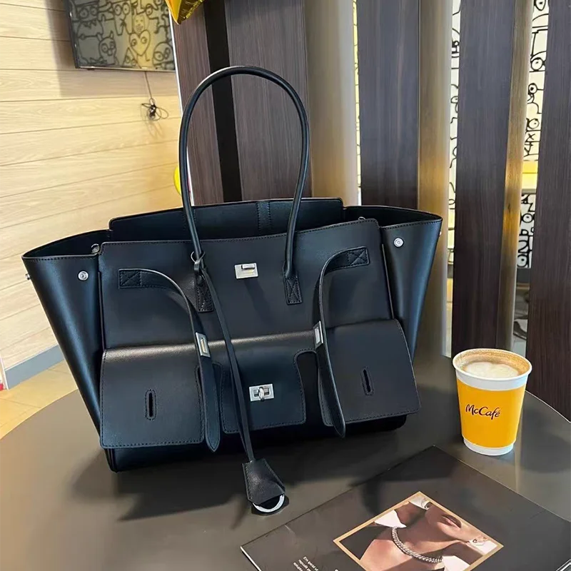 Luxury Brand Silver Buckle Fashion Genuine Leather Handbag New Large Capacity Tote Bag Designer Women's Commuter Shoulder Bag