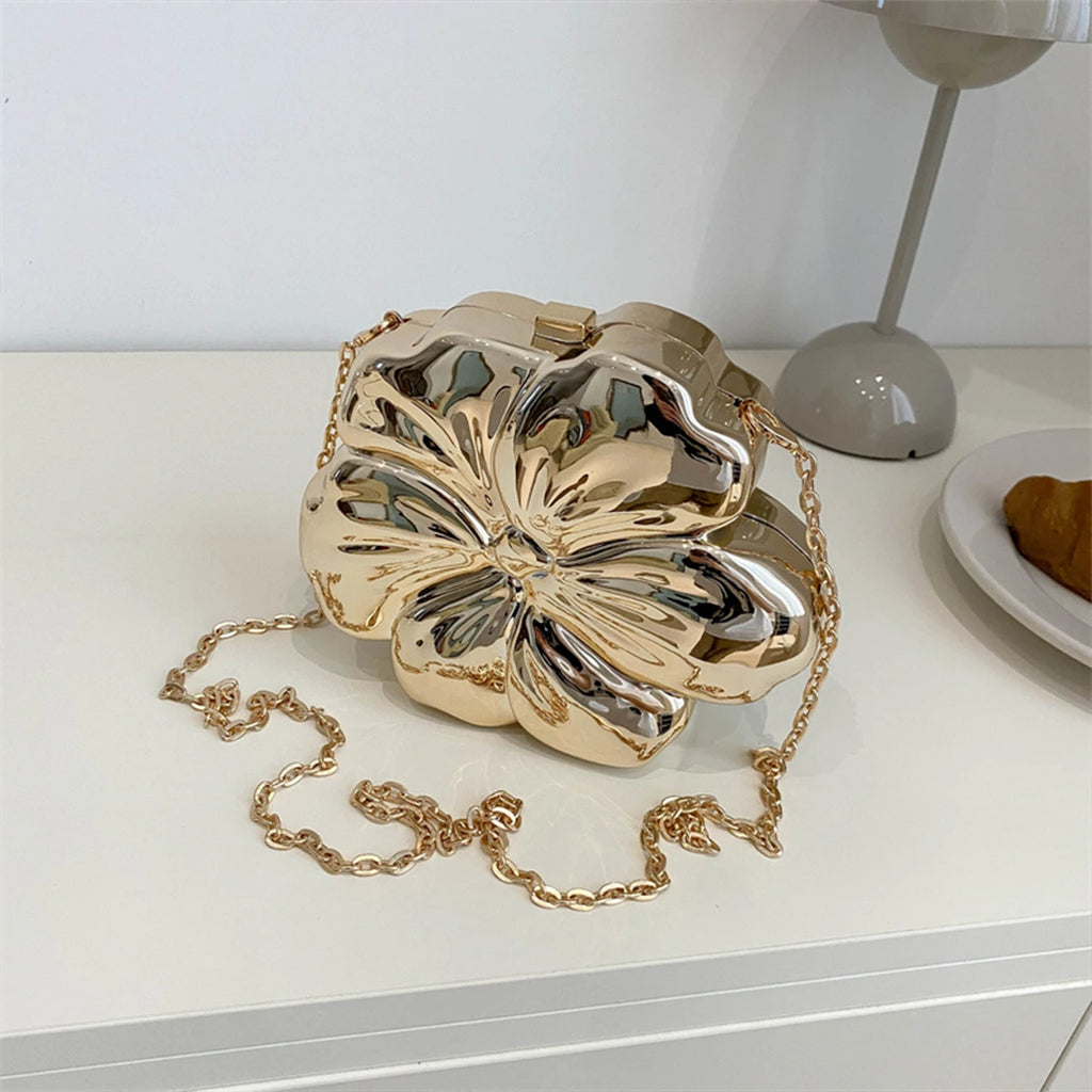 Elegant PVC Flower Shiny Evening Shoulder Bags For Women Lightweight Mini Chain Shoulder Bag Magnetic Closure For Party Dinner