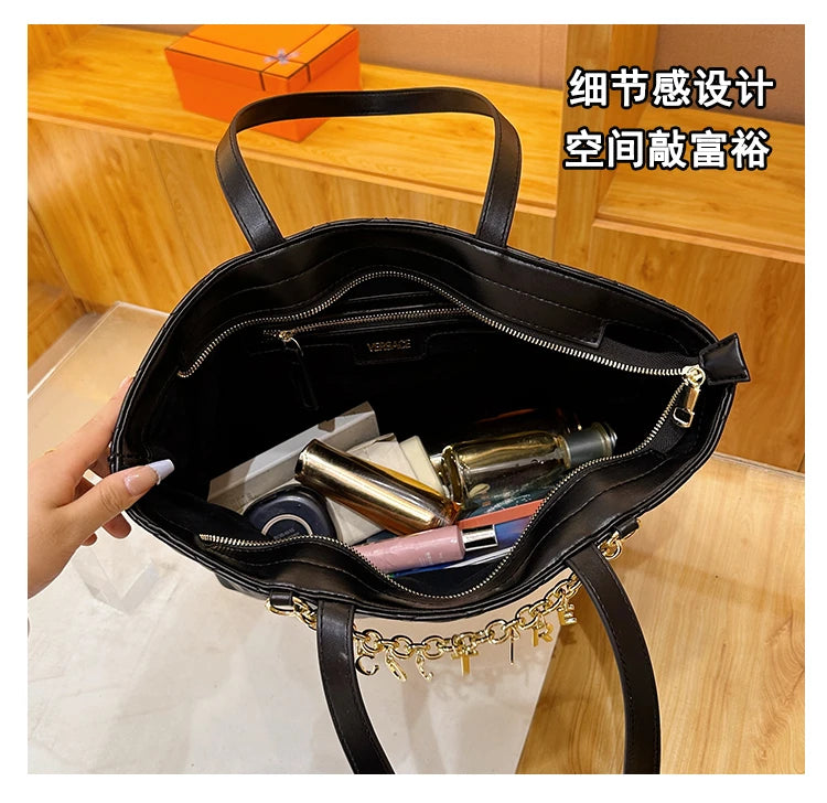Popular Classic Elegant Leather Shoulder Bag Messenger Bag For Women From Luxury Brand Famous Designer