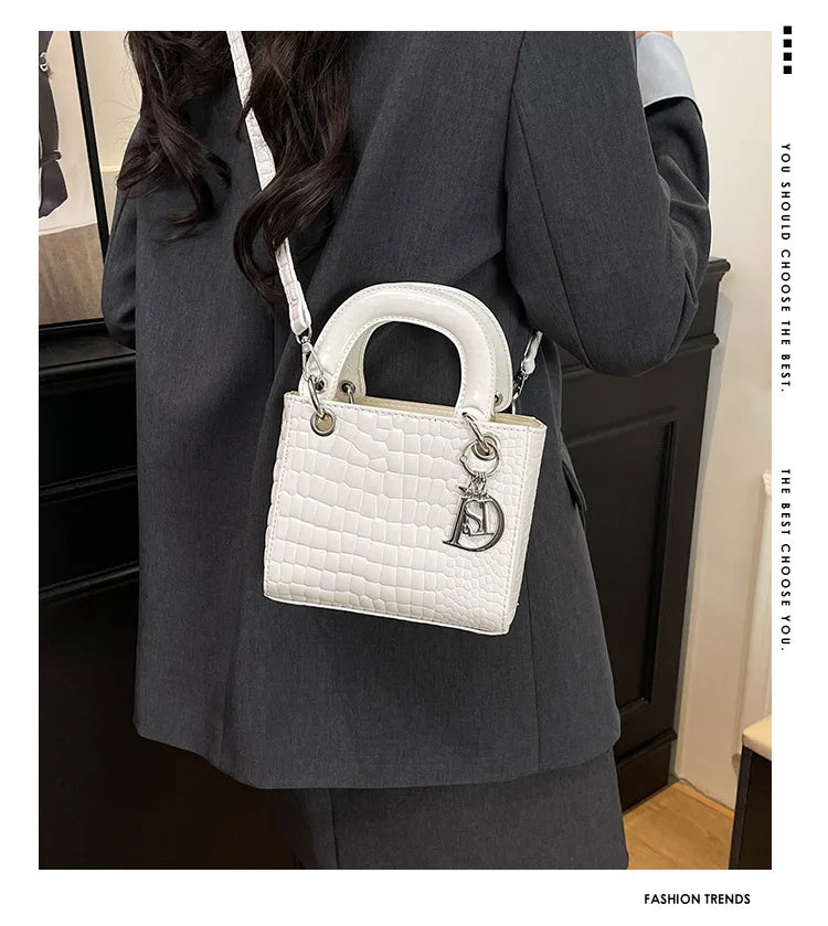 Women's Princess Diana - Style Glossy Crocodile Shoulder Bag - High - End,Versatile Messenger for On - the - Go luxury designer