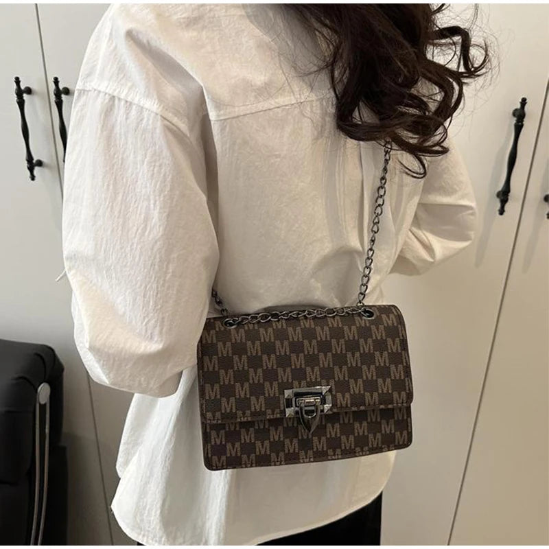 Luxury Letter Print Crossbody Shoulder Bag,Chain Buckle Compact Chic Women Sling Bag,Lady Vintage Casual Personalized Square Bag