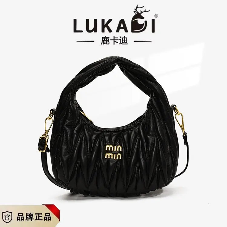 Luxury Women's Tote Bag Made Of Fine Leather Boasting Casual Simple Vintage And Paris Trendy Chic Look