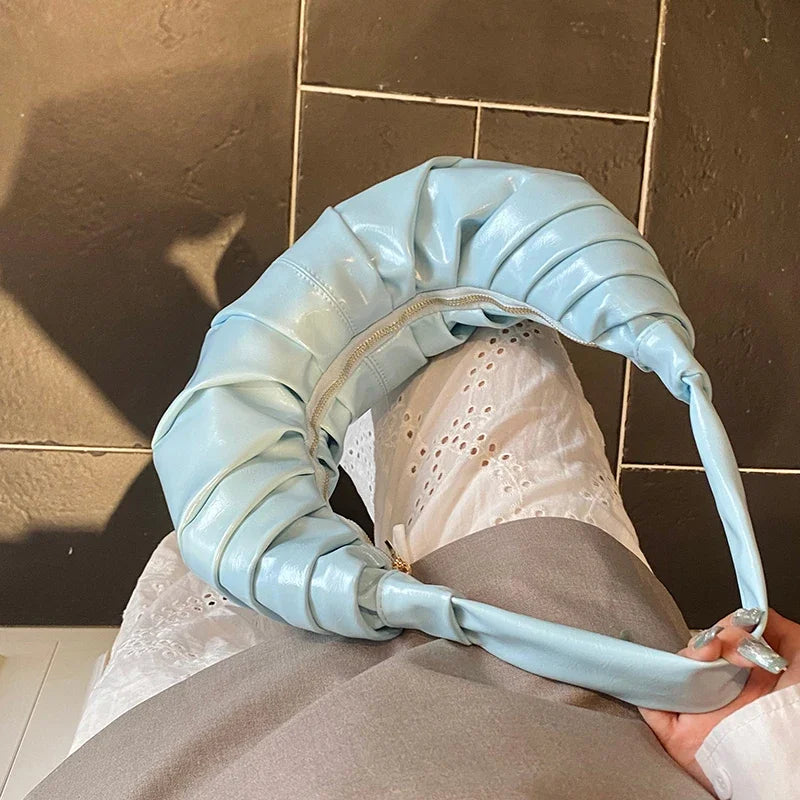 Silver Handbags Women Dumpling Shoulder Bag Fashion Luxury Ladies Hobos Bags High Capacity Female Tote Bag Black