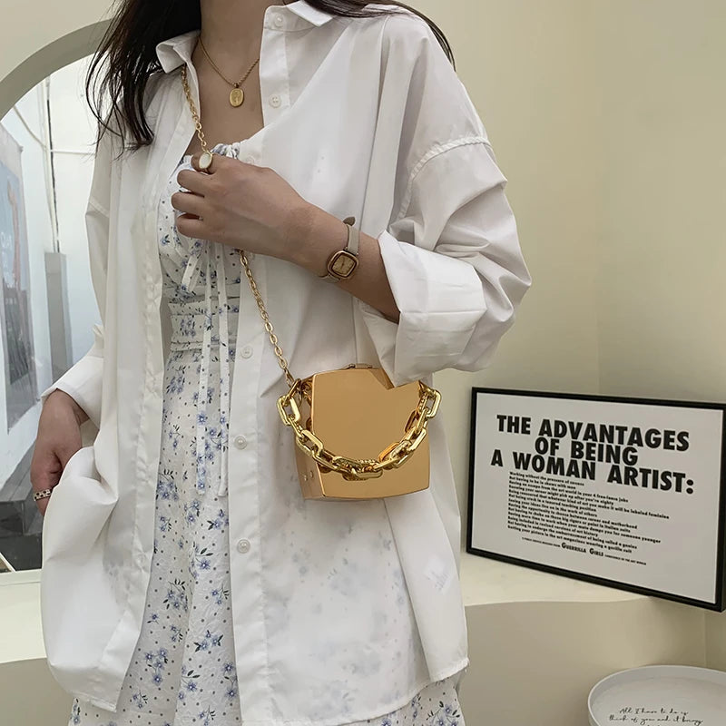 2022 Trend Designer Clutch Bag Gold Silver PVC Box Design Party Evening Chain Shoulder Crossbody Bags Mini Purses and Handbags