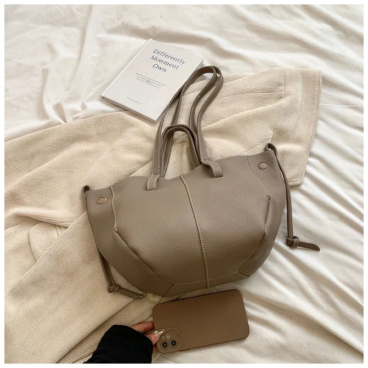 New Handheld Tote Bag Large Capacity Fashionable Women's Bag Premium Single Shoulder Underarm Bag Trousses De L’épaule