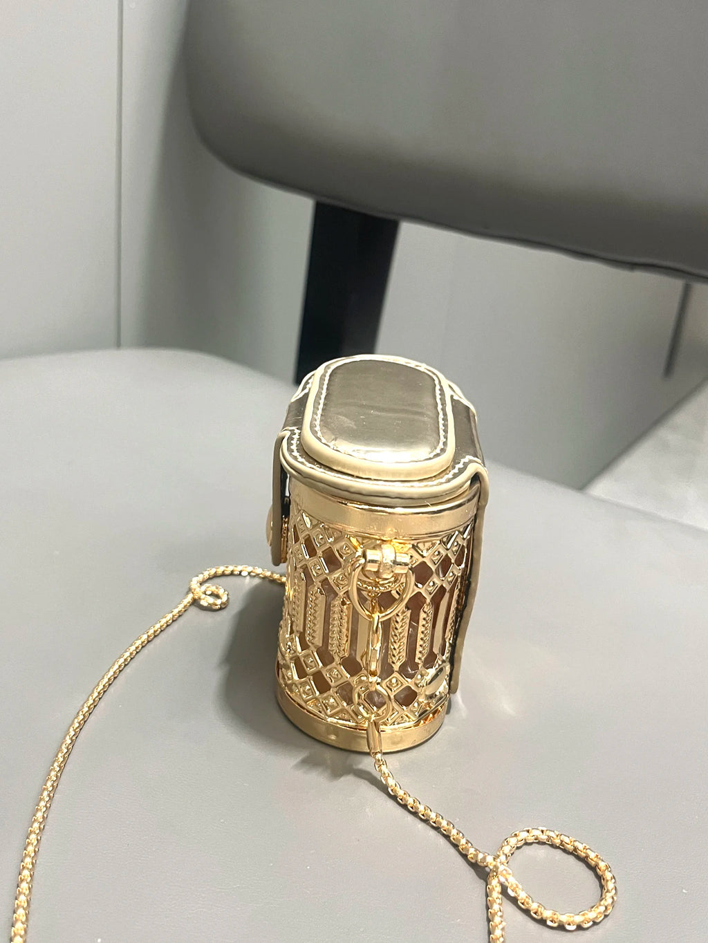 Golden luxury Designer mini small shoulder bags Evening bag Purses and handbag funny metal shape Clutch purse Party Wedding