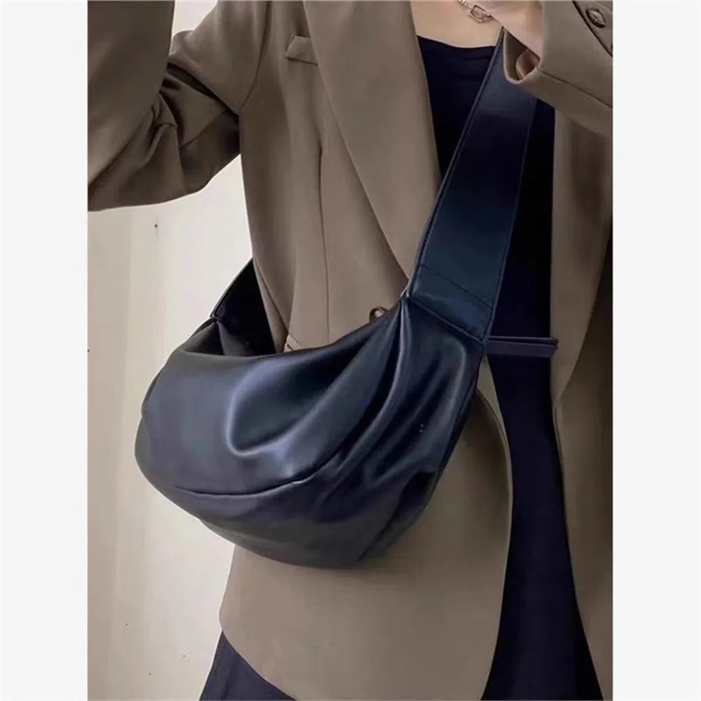 Luxury Casual Crossbody Bags Ruched Designer Wide Strap Shoulder Bag Large Capacity Pu Leather Half Moon Shape Messenger Bag