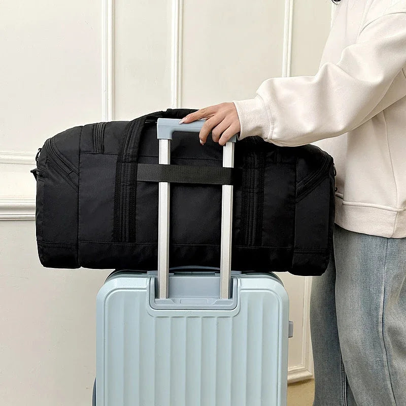 Large Capacity Travel Bag Weekender Overnight Duffle Bags with Compartment Sports Fitness Bags for Camping Outdoor Activities