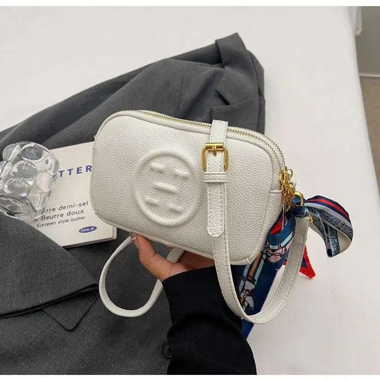 Bucket bag designer luxurious high appearance camera bag new zipper shoulder crossbody bag fashionable and versatile travel bag