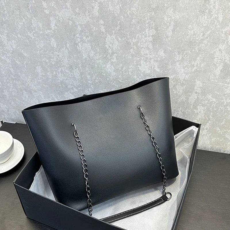 Luxury PU Leather Tote Bag For Women New Chains Shoulder Bag Large Capacity Handbag Travel Female Handle Bag bolso