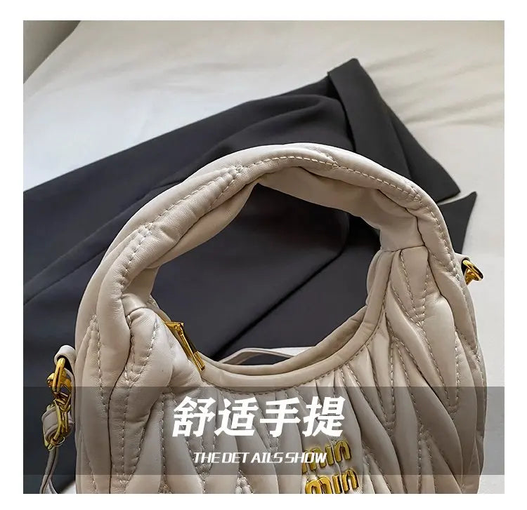 Luxury Ladies Shoulder Bag Made Of Premium Leather Boasting Paris Style And Casual Vintage Trendy Look