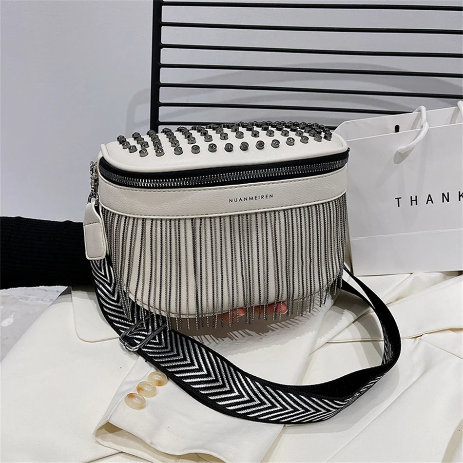 Luxury Woman Chest Bag Fashion Tassel Leather Large Capacity Crossbody Sling Bag Women Waist Bag Casual Rivet Design Travel Sac